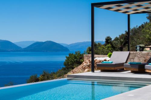 Pantea Luxury Villa — 4-Star Luxury Hotel in Vasiliki, Greece