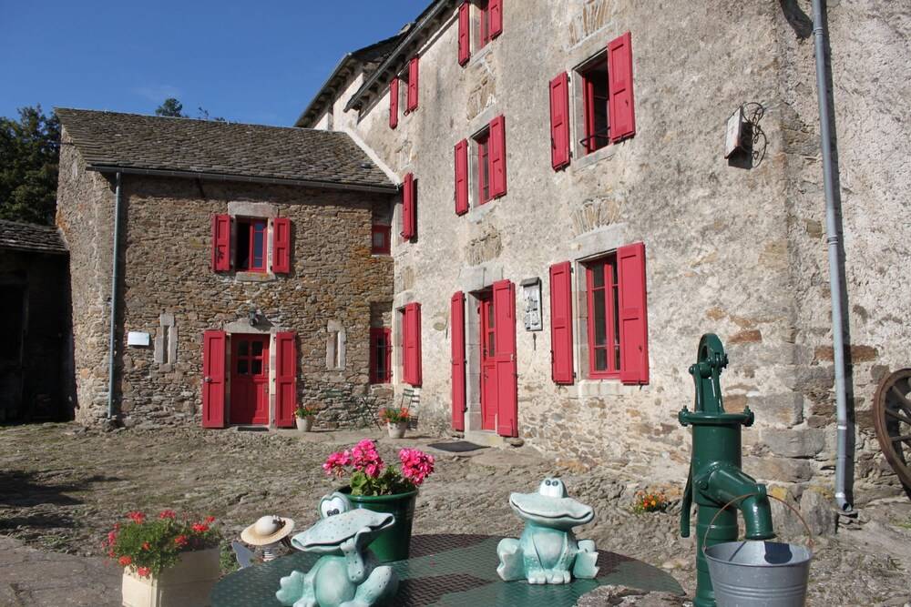 Le Mas Bertrand — hotel in Salles-Curan