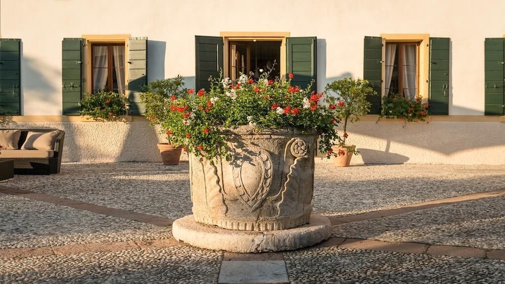 Hotel Donna Lucia — hotel in Ponzano