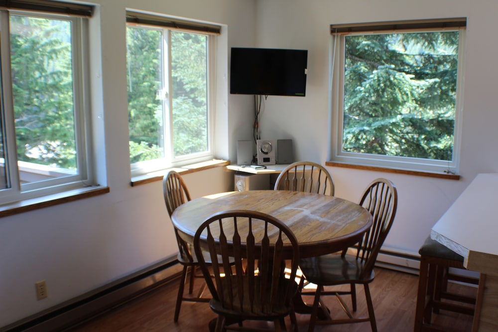 Crystal Chalets Condominiums at Crystal Mountain Ski Resort - photo 110