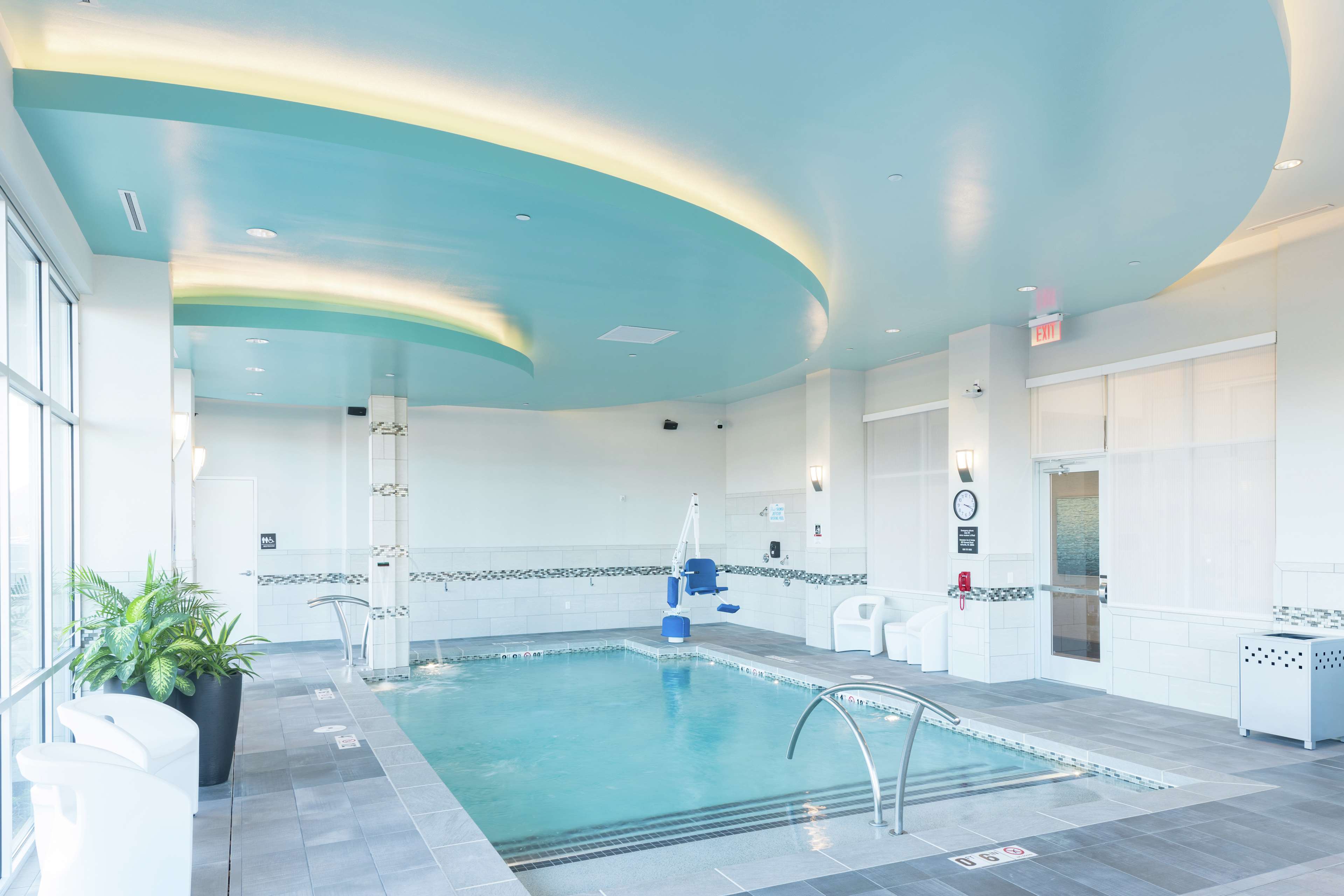 Hampton Inn & Suites Asheville Biltmore Area - photo 17