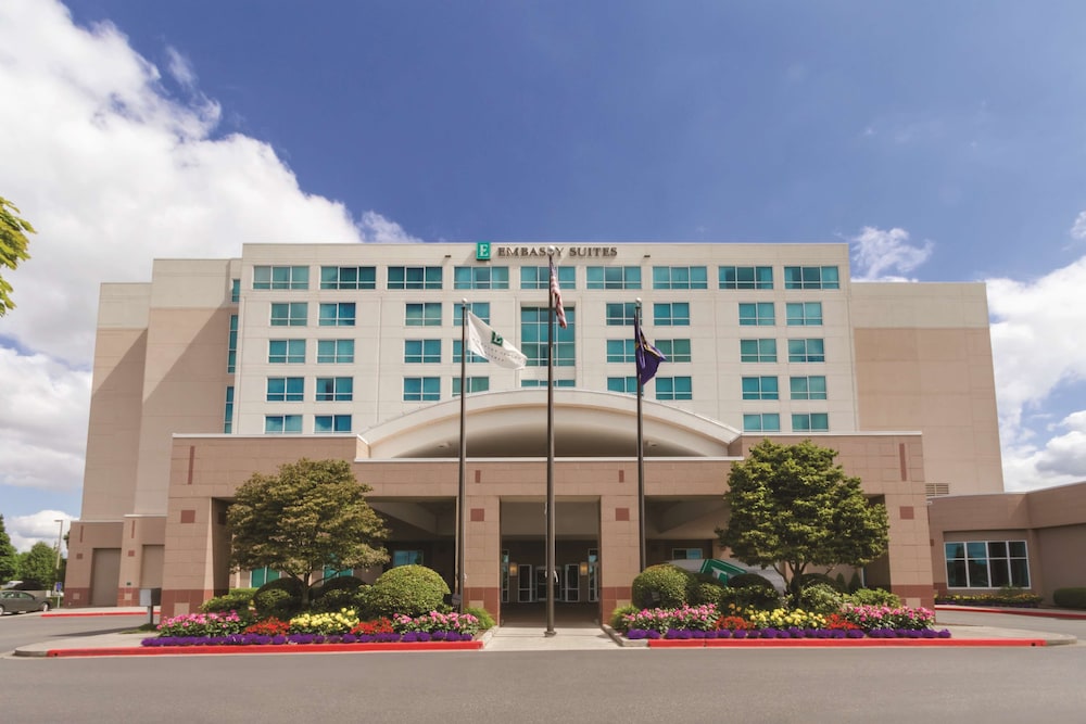 Embassy Suites by Hilton Portland Airport - featured photo