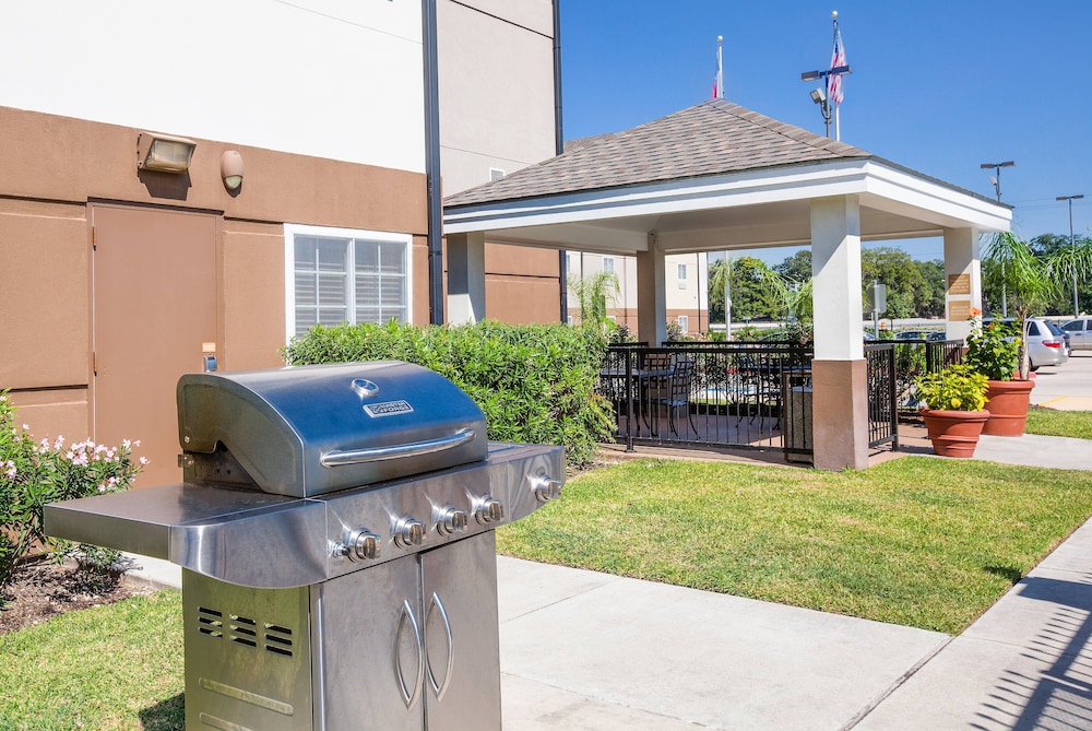 Candlewood Suites Lake Jackson Clute by IHG - photo 38