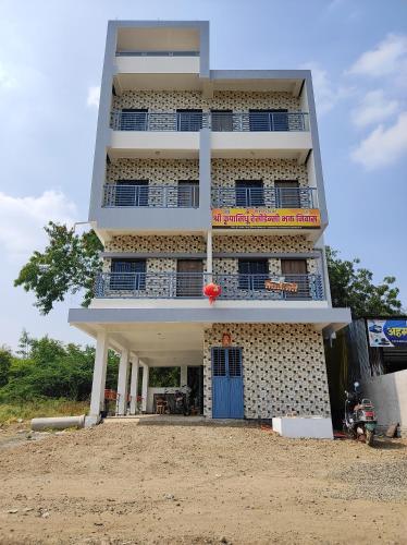 Shri KrupaSindhu Residency Bhakt Niwas in Akalkot, India