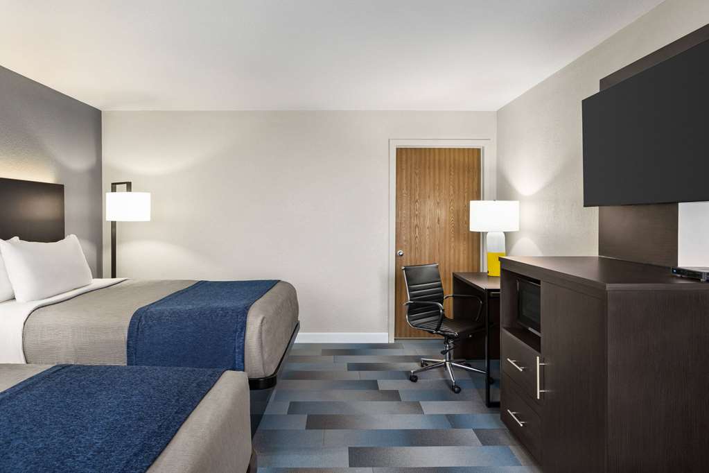 Days Inn by Wyndham Chillicothe - photo 21