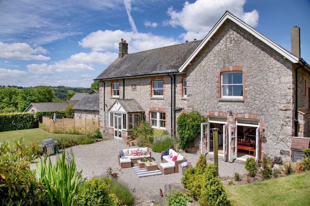 Linscott Farmhouse In Moretonhampstead 21350089 — Moretonhampstead