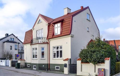 3 Bedroom Lovely Home In Ystad — 4-Star Luxury Hotel in Ystad, Sweden