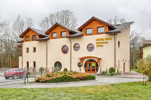Hotel Tenis in Chrzastowice, Poland