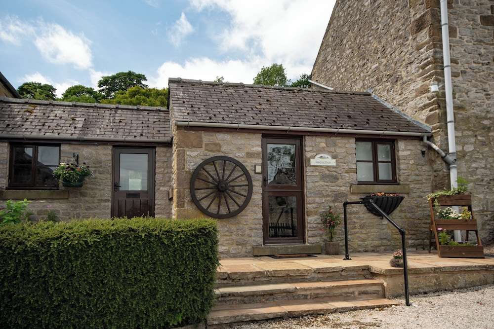 Bolehill Farm Cottages — Bakewell — photo 2