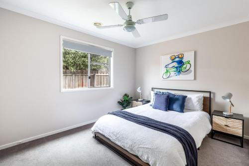 Oakdean Resort Pool Spa Beach Sleep 10 in Ocean Grove, Australia