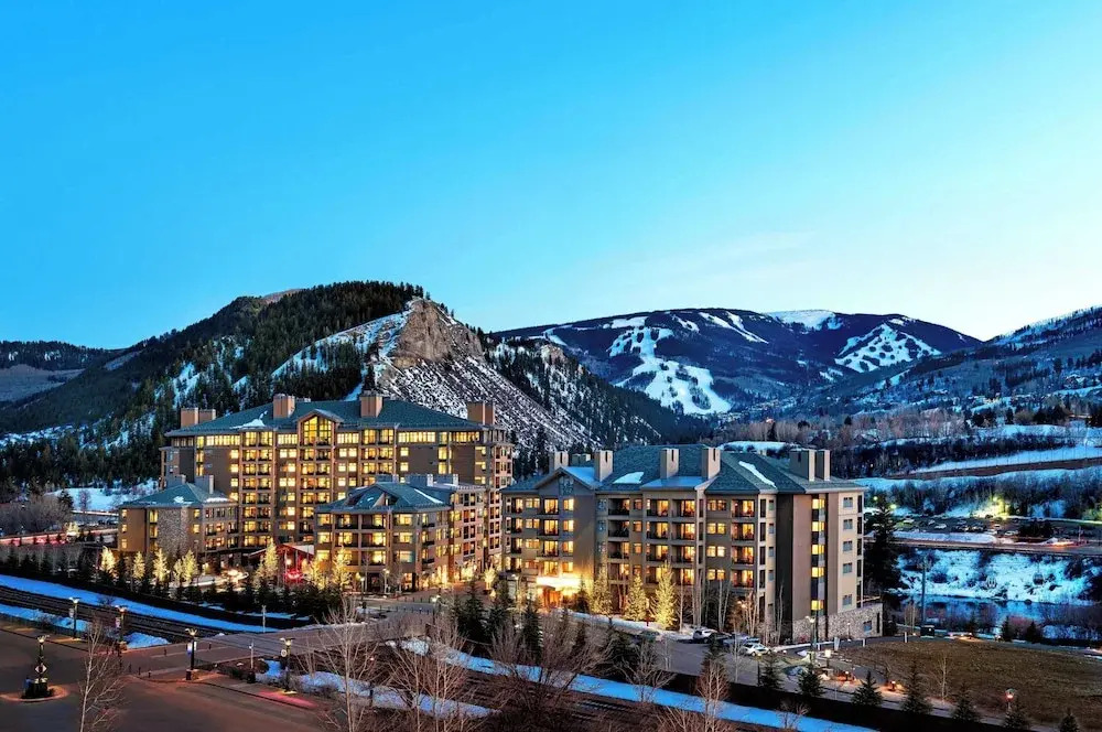 Beaver Creek Solace by AvantStay Studio w Resort Pool Hot Tub Premier Avon Location - photo 46