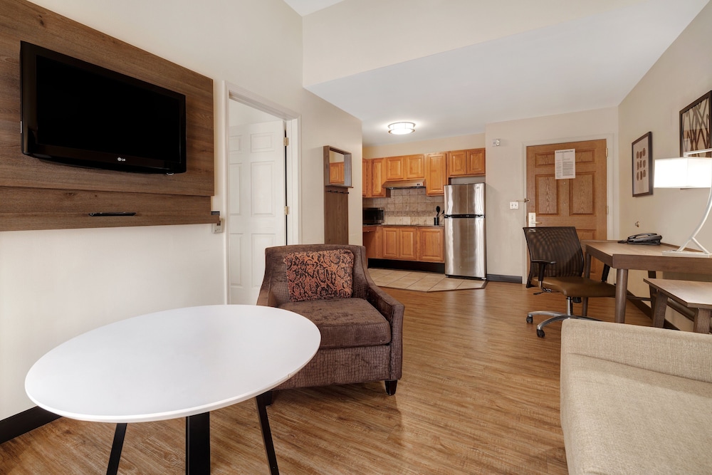 Staybridge Suites Tallahassee by IHG - photo 13