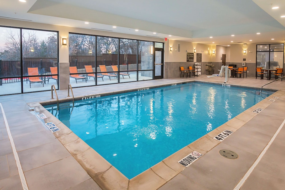 Hampton Inn & Suites Colleyville DFW Airport West - photo 31