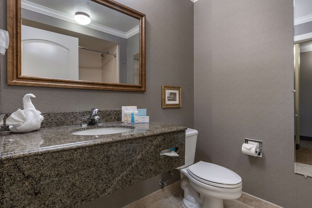 Hampton Inn Ukiah CA - photo 36