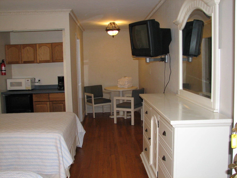 The Landings Inn and Cottages at Old Orchard Beach - photo 4