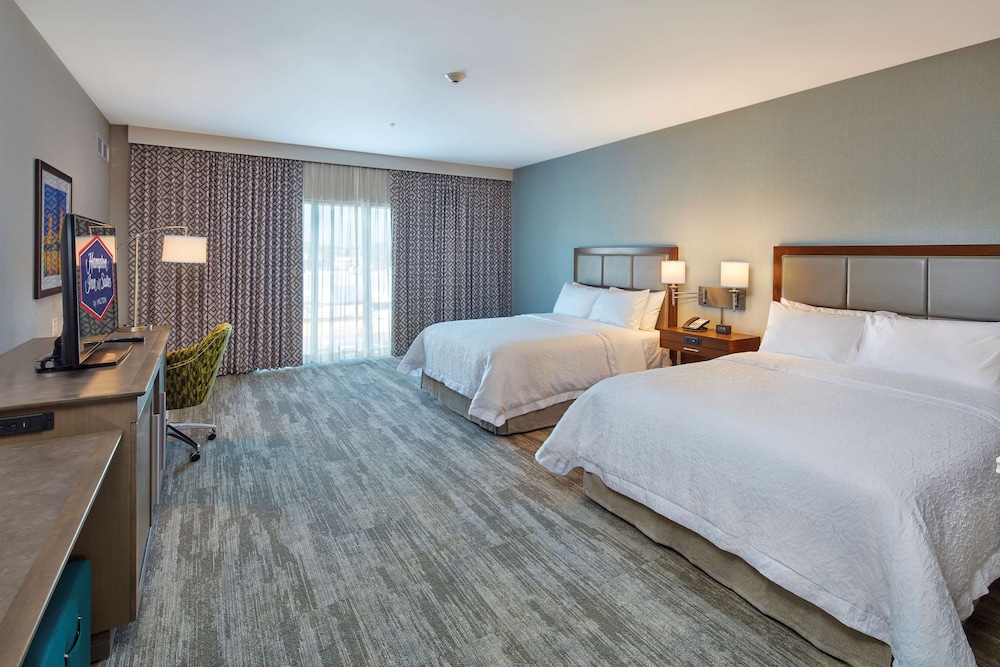 Hampton Inn & Suites Sacramento at Csus - photo 18