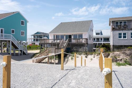 Victorias Seacret by Oak Island Accommodations - photo 23