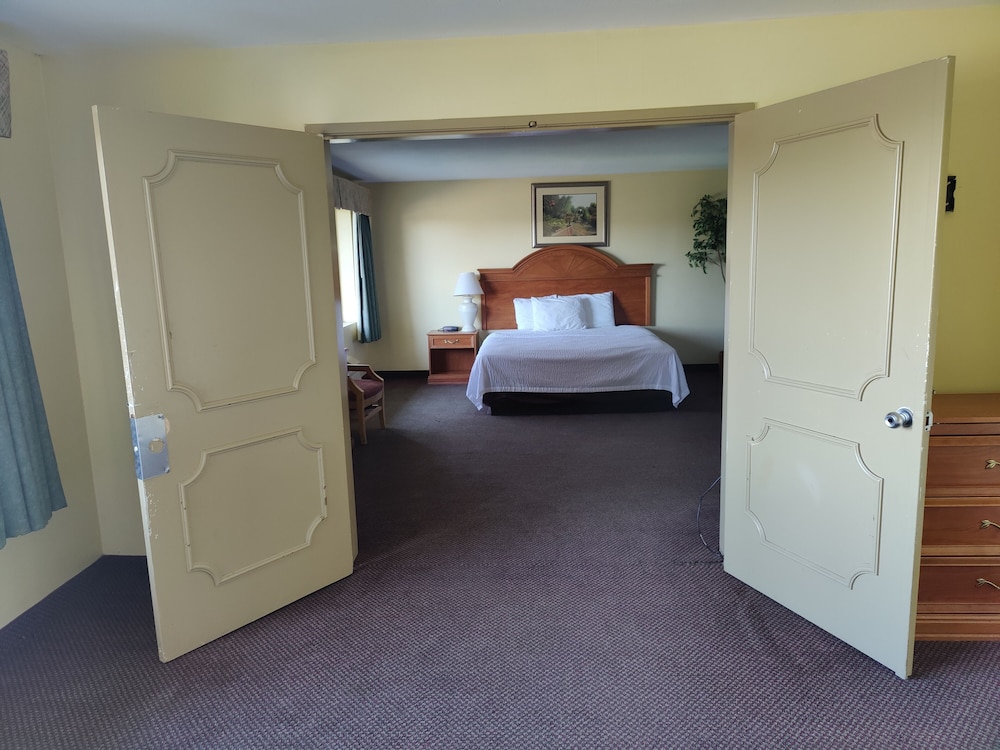 Days Inn by Wyndham Stockton - photo 10