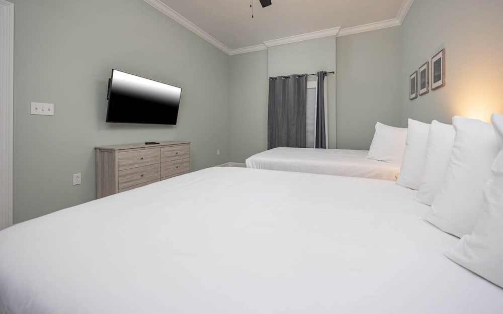 Phoenix Gulf Towers 1507 3 Bedroom Condo - photo 8