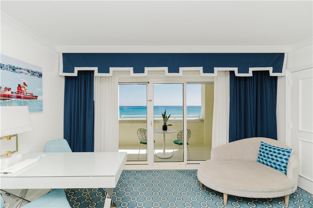 Eau Resort & Spa - photo 22