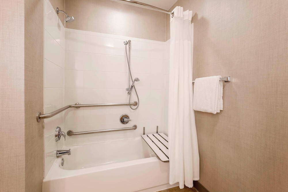 Residence Inn by Marriott Boston North Shore Danvers - photo 22