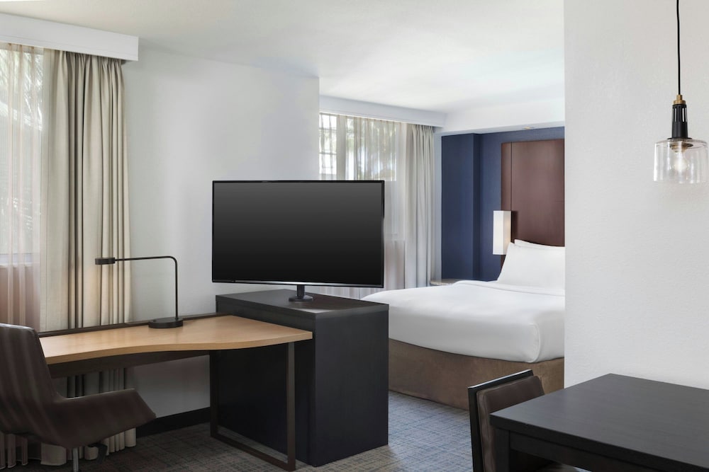 Residence Inn by Marriott Miami Airport - photo 11