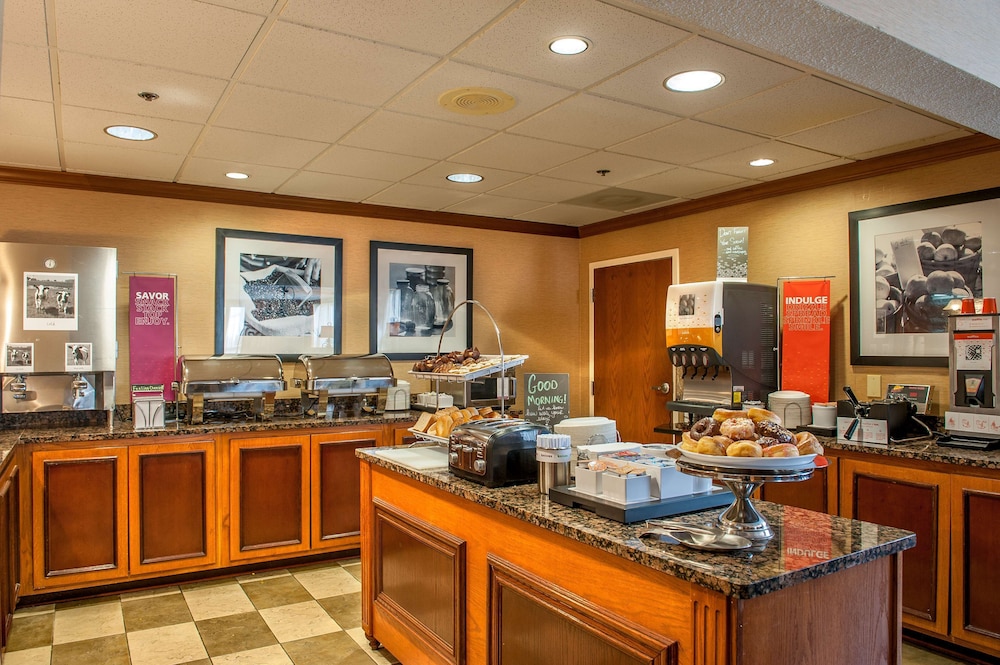 Hampton Inn by Hilton Bowling Green - photo 30