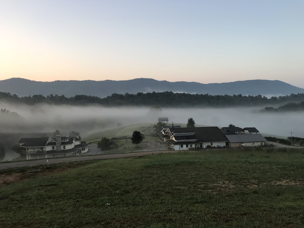 Beliveau Estate — hotel in Blacksburg