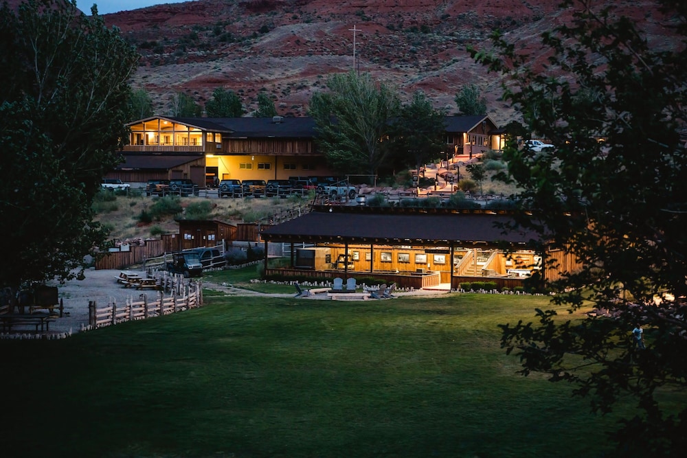 Red Cliffs Lodge - photo 108