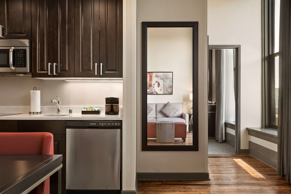 Homewood Suites By Hilton Milwaukee Downtown - photo 12