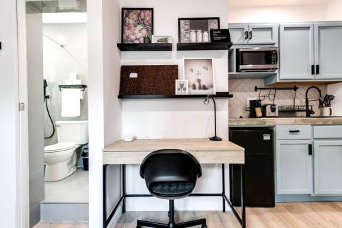 Coral Way Studio in quiet area Fast Internet Shen 1 — 4-Star Luxury Hotel in Miami, United States