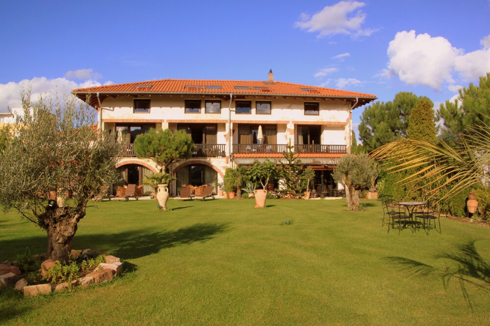 Hazienda Apartmenthotel — 4-Star Luxury Hotel in Gernsbach, Germany