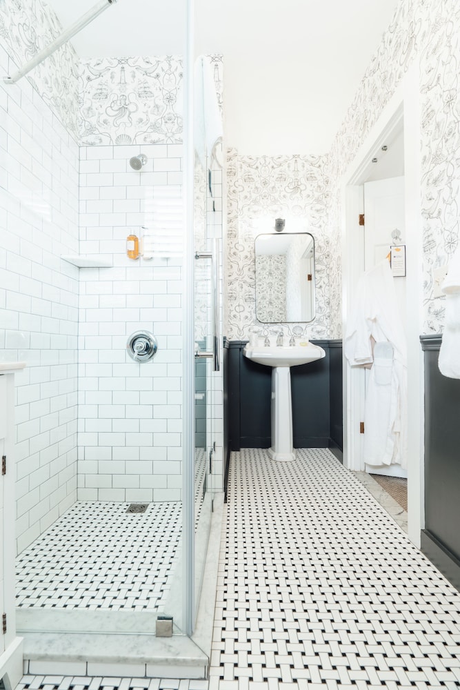 Ellery Hotel Provincetown - photo 36
