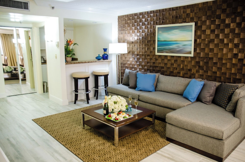 Hilton Palm Beach PBI - photo 44