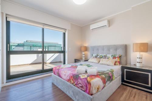 Gaia Terrace Apartamento Qian 2BR AC l Free Parking — 4-Star Luxury Hotel in Vila Nova De Gaia, Portugal