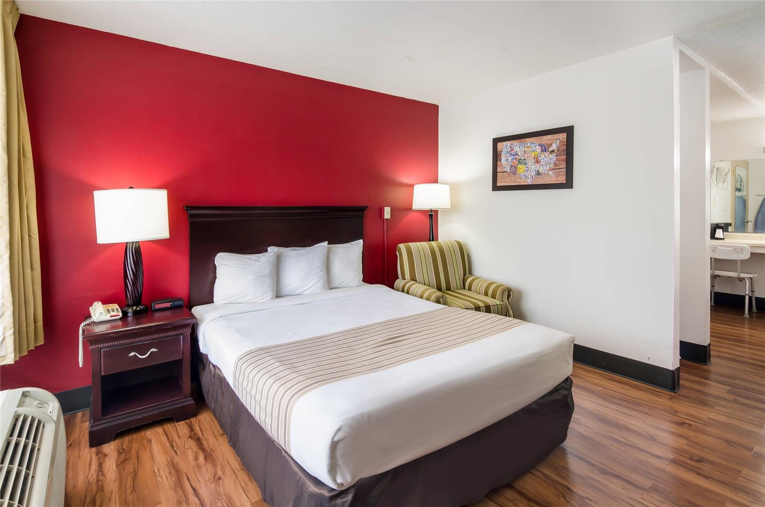 Econo Lodge Marion I 81 - photo 12