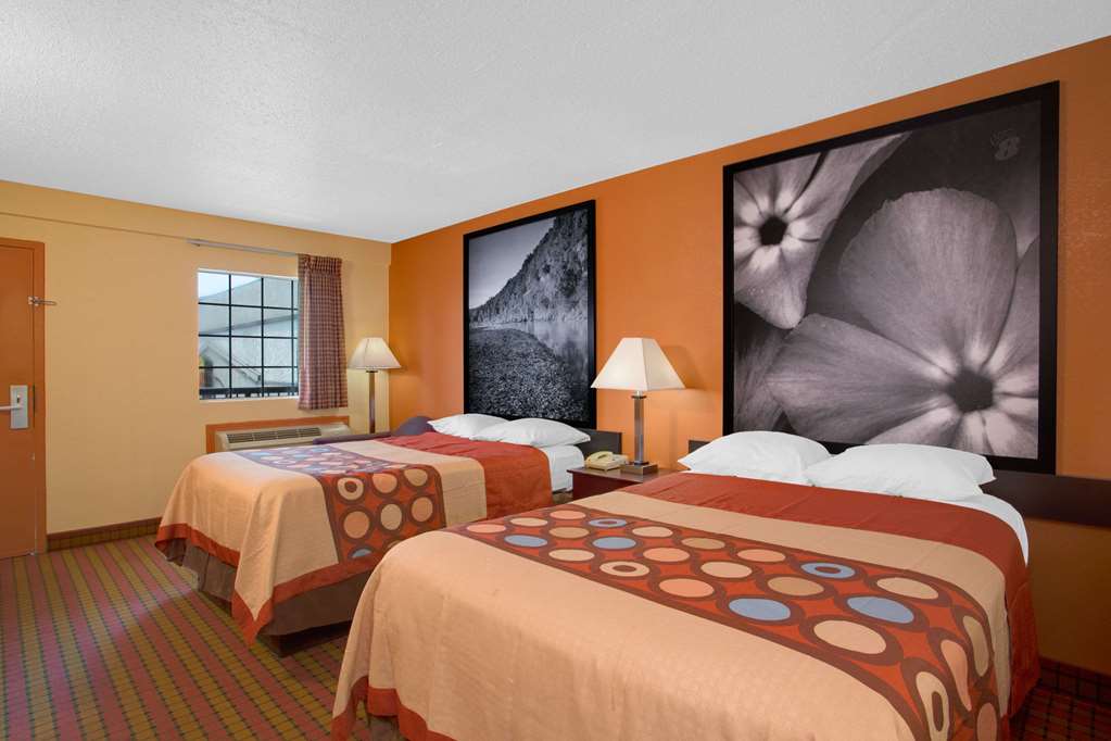 Super 8 by Wyndham Monticello AR - photo 10
