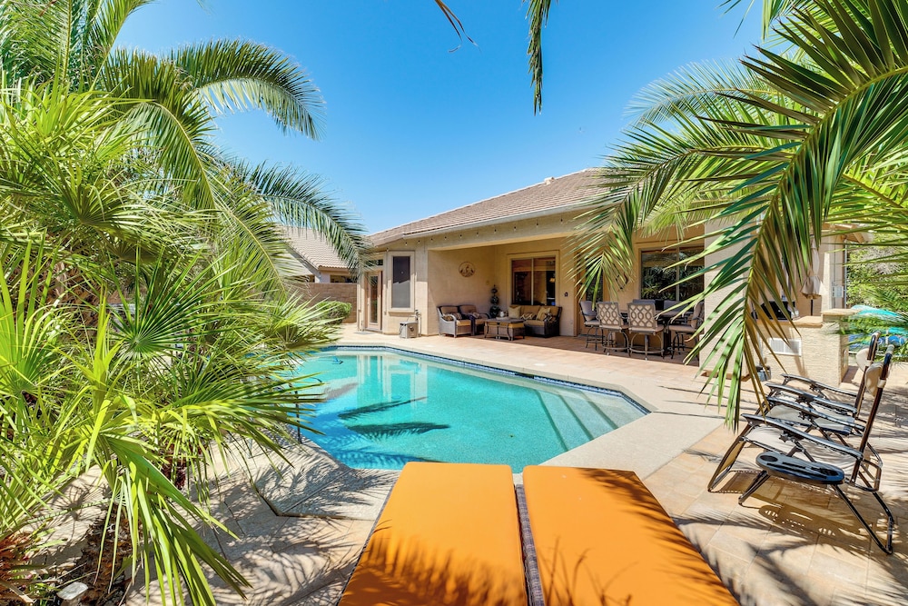 Private Hot Tub: Pet friendly Maricopa Escape — hotel in Maricopa