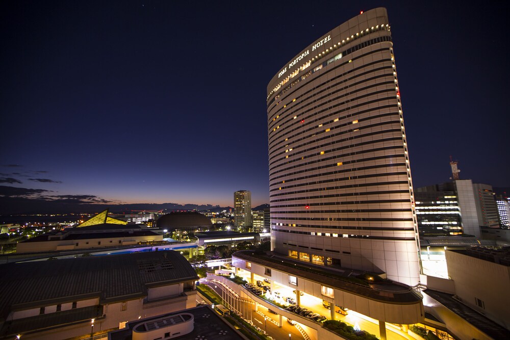Kobe Portopia Hotel in Kobe, Japan