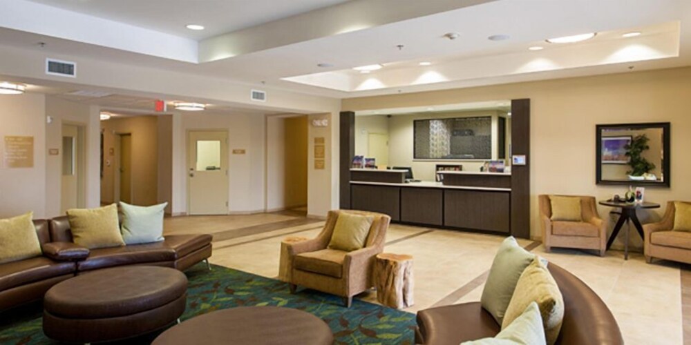 Candlewood Suites College Station At University by IHG - photo 2