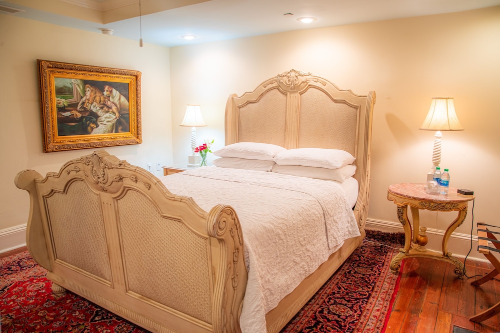 Justine Inn Savannah - photo 12