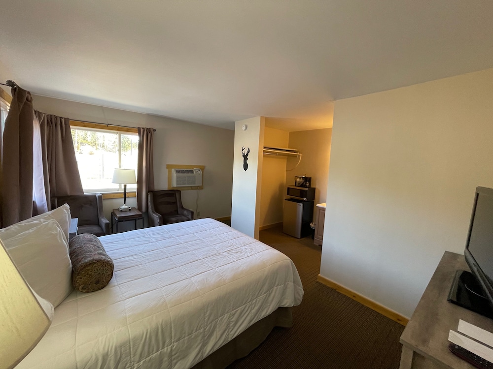 Estes Mountain Inn - photo 14