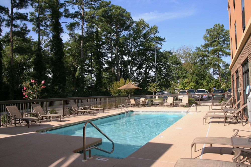 Hampton Inn Spring Lake Fayetteville - photo 60