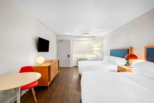 Signature Indio I 10 Coachella Valley by Sonesta - photo 13