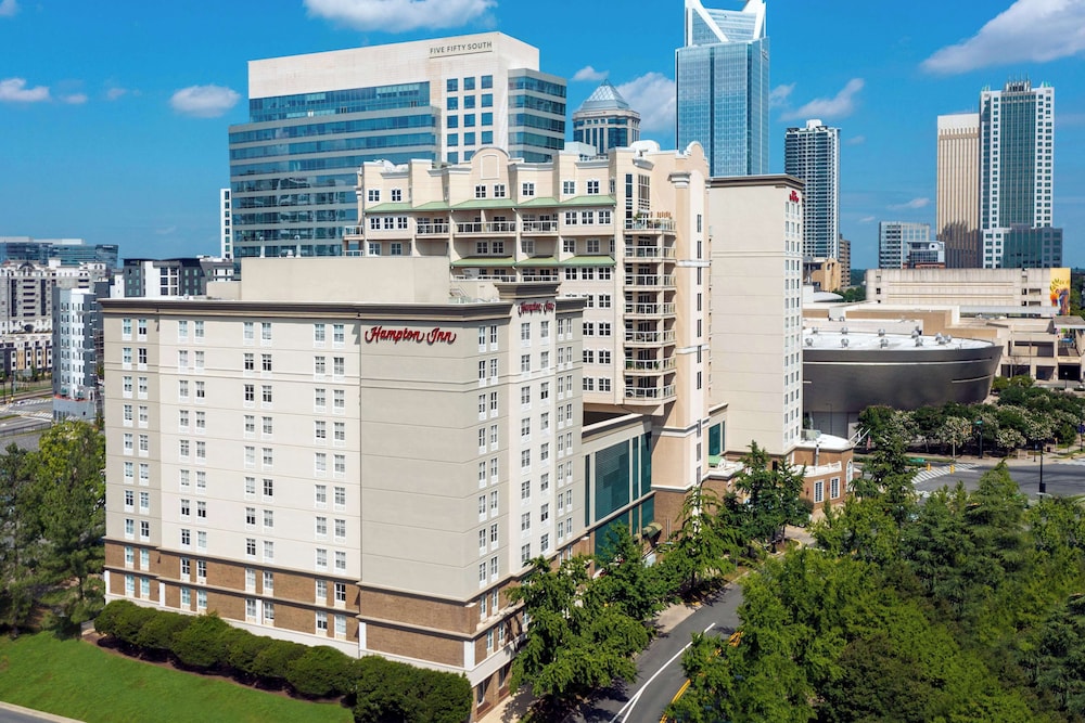 Hampton Inn Charlotte Uptown - photo 42