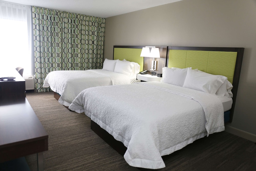 Hampton Inn Sumter - photo 18