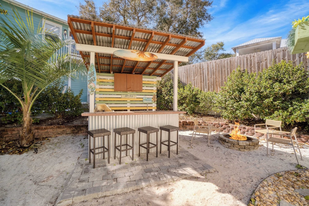 Halo By Avantstay Community Beach Access Carriag - photo 3