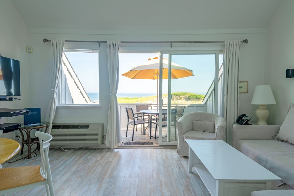 Windward Shores Ocean Resort - photo 11