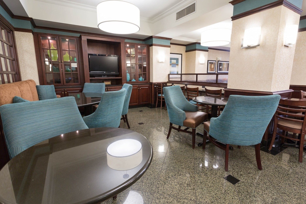 EVEN Hotel Detroit North Troy - photo 25