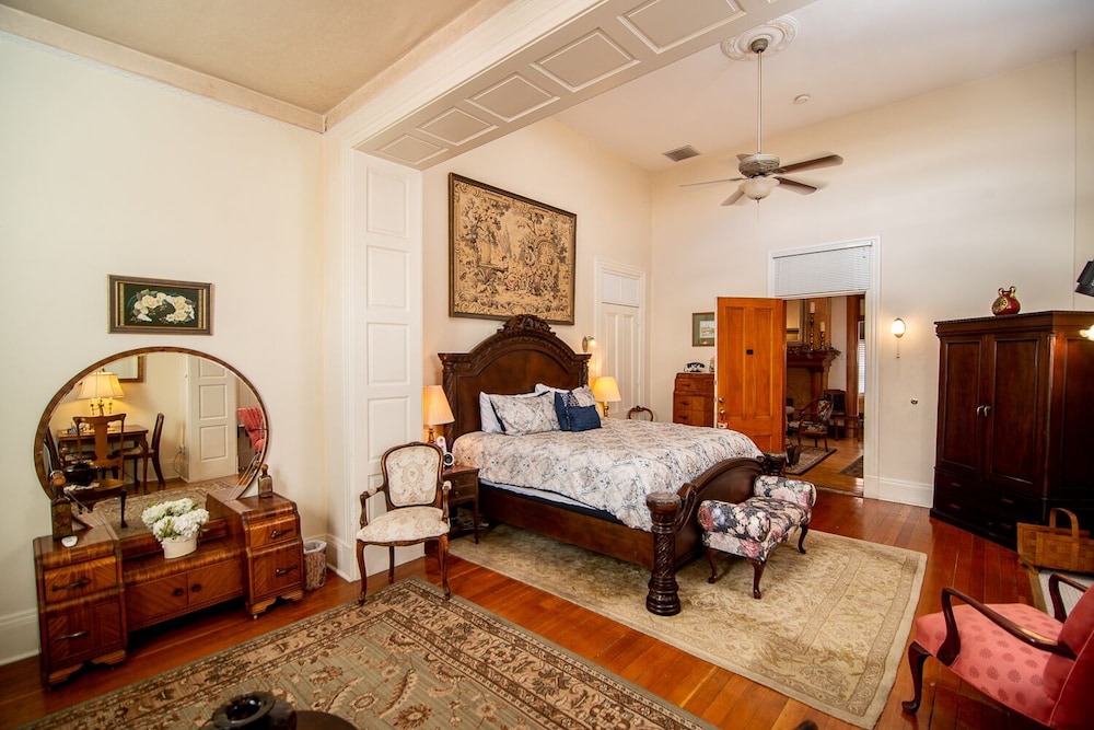 The Blenman House Inn - photo 9